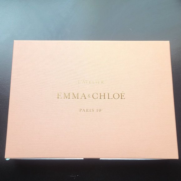 Textured Petal Circle Earrings - Designed in France - Picture 3 of 8